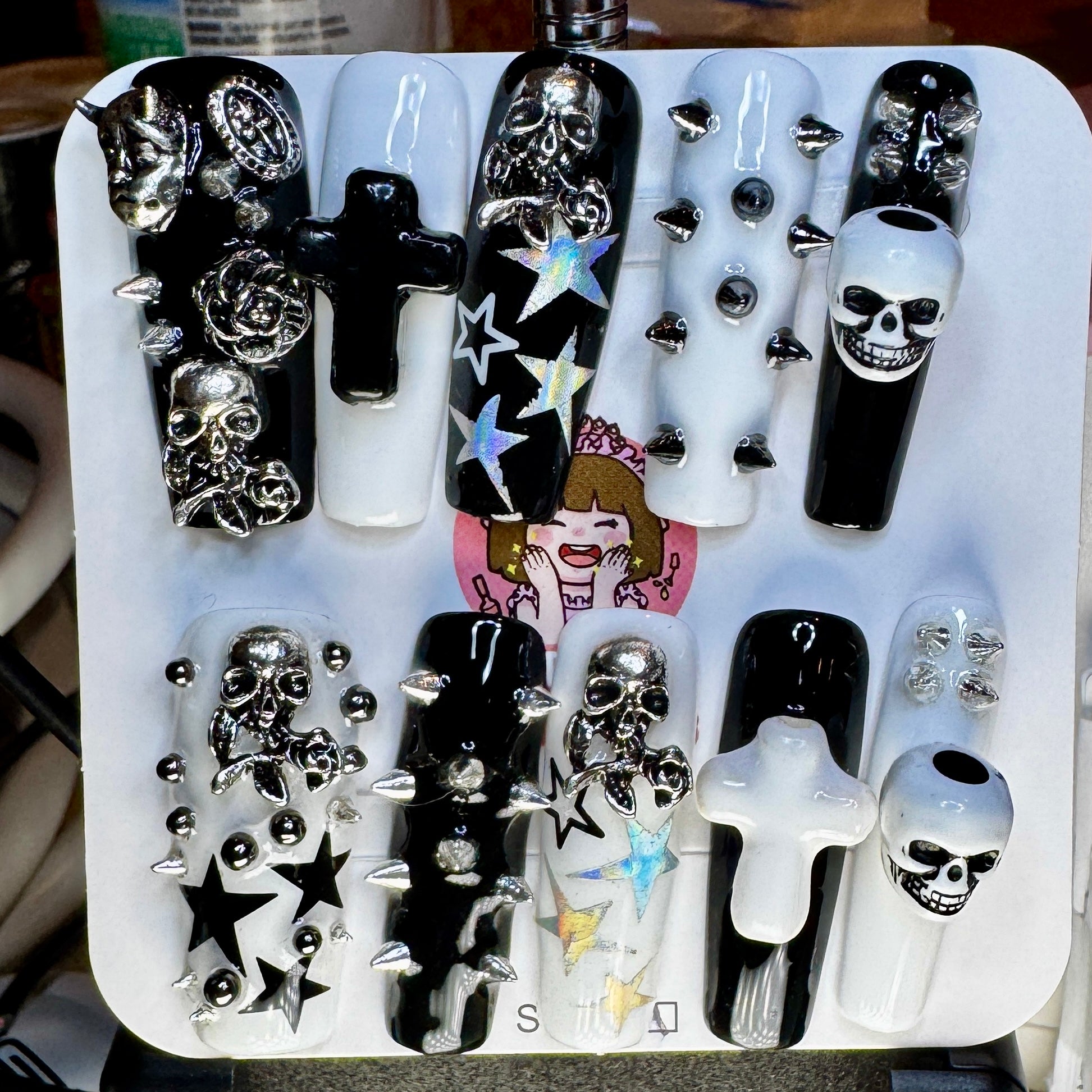HEAVY METAL